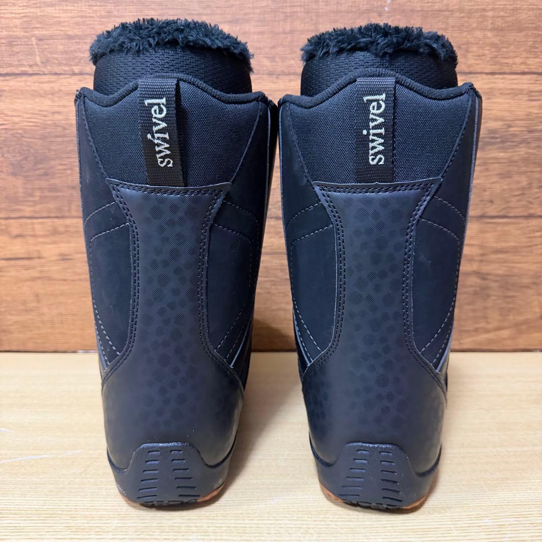 美品　SWIVELスウィベル　レディース　スノーボード4点　142cm かわいい