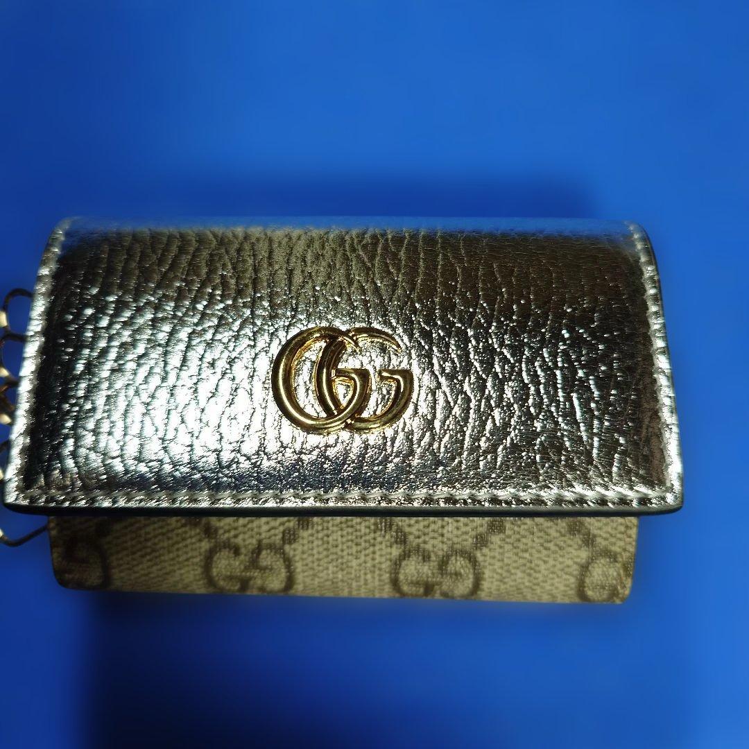 GUCCI シルバー レザー キーケース 限定版 GUCCI シルバー レザー