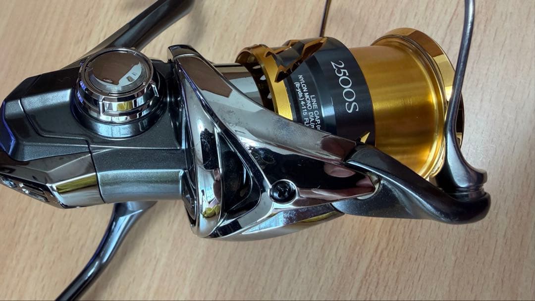 期間限定値下げ　シマノ　20 ツインパワー 2500s