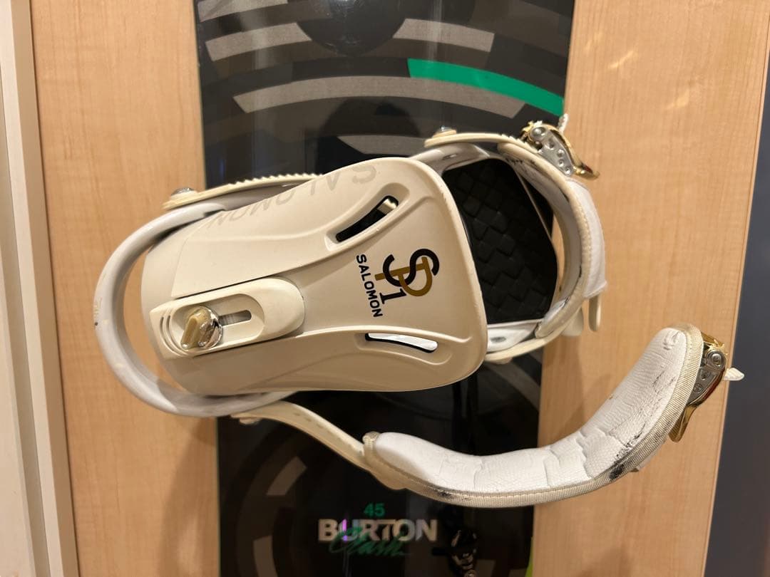 Burton スノーボード ブラック・グリーン