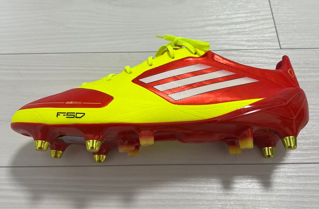超希少 adizero f50 sg タグ付き 27.0