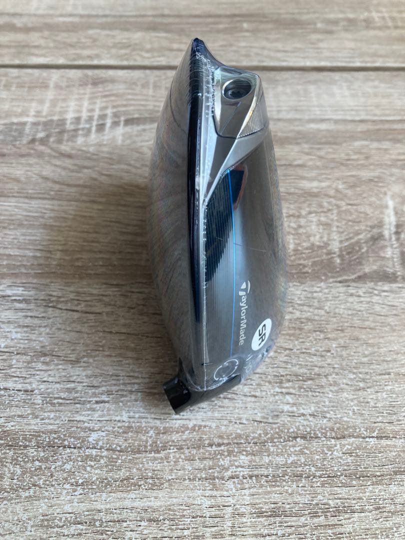 人気新品未使用テーラーメイドQ i10 MAX10.5°ドライバーヘッド、カバー