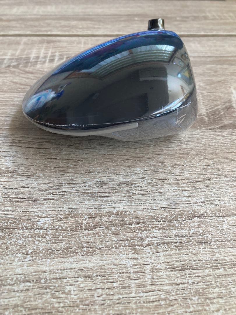 人気新品未使用テーラーメイドQ i10 MAX10.5°ドライバーヘッド、カバー