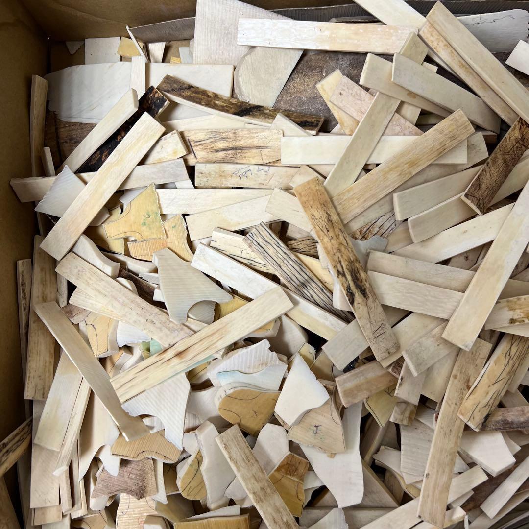 極上　楊枝素材　8703g 東K7-1217②