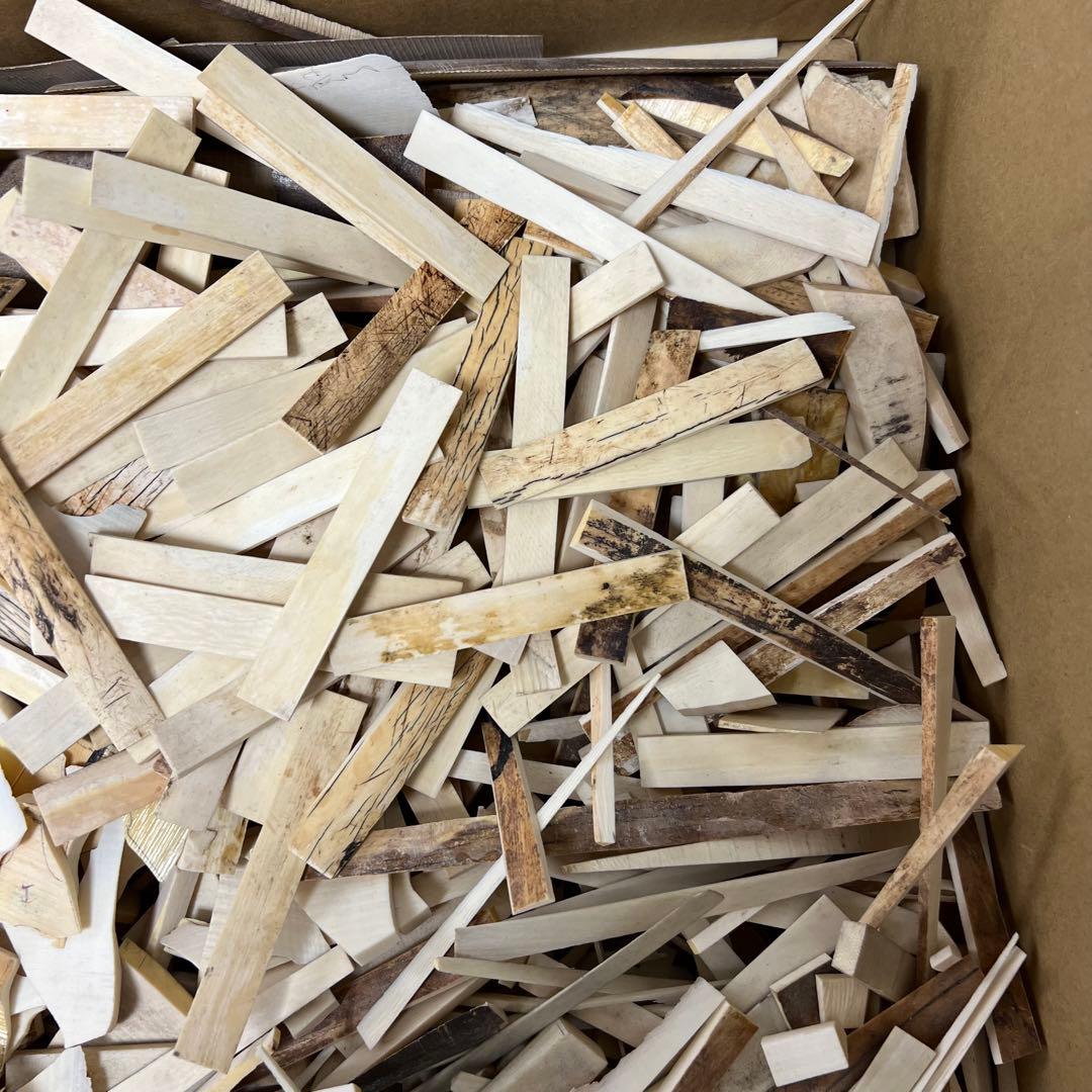 極上　楊枝素材　8703g 東K7-1217②