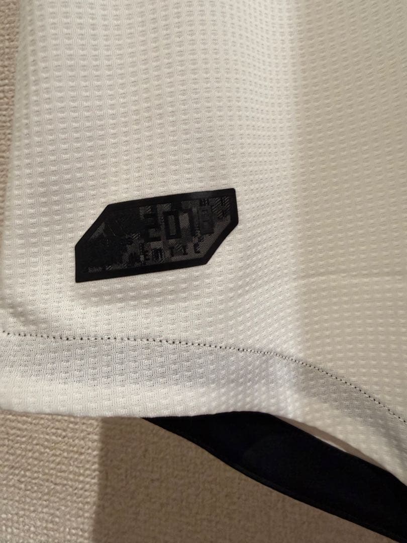 ドイツ、バルセロナホームユニフォーム、パッケージ