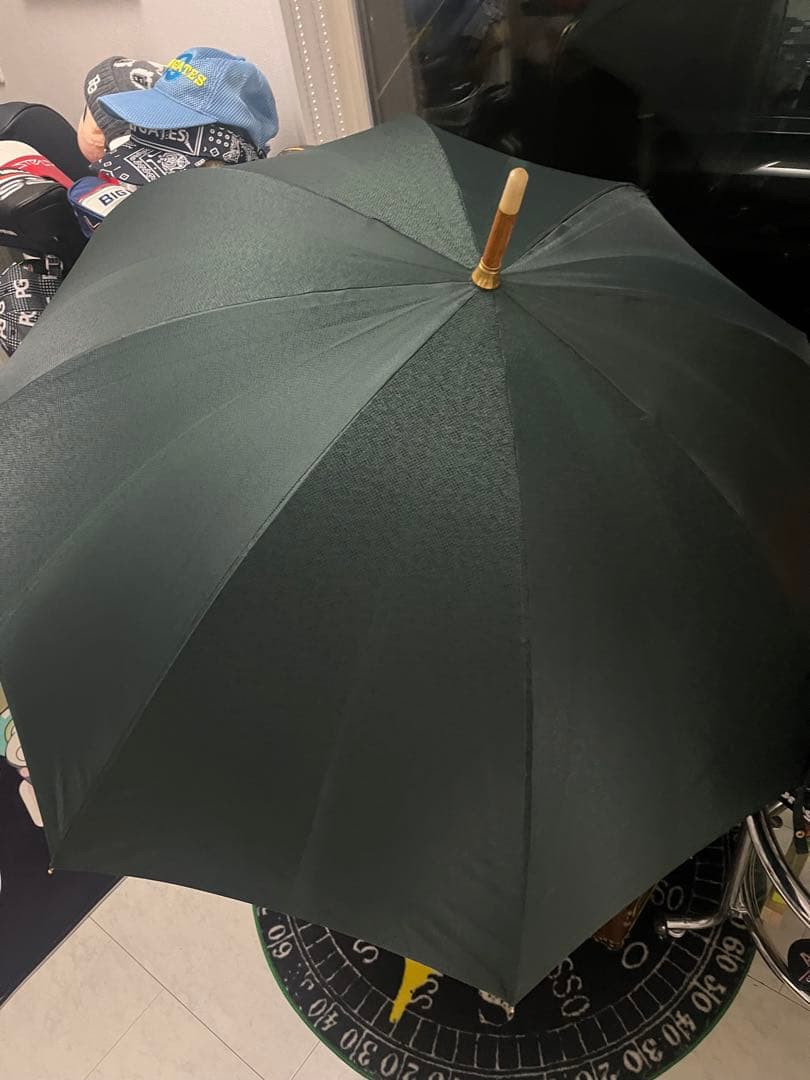 ルイヴィトン M70117 タイガ パラプリュイ 雨傘 長傘 - メルカリ