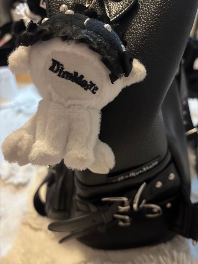 DimMoire スタッズ付きブラックリュック