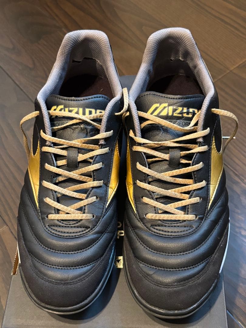 【海外限定/中敷新品】ミズノ モレリア サラ クラシック TF 28.0cm