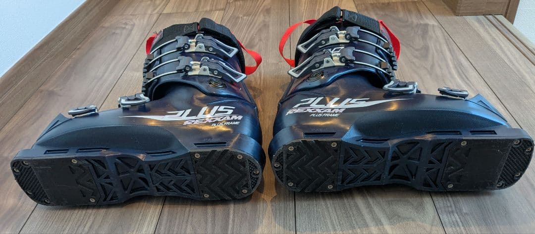 23-24 REXXAM R-EVO PLUS110 ソール長273mm