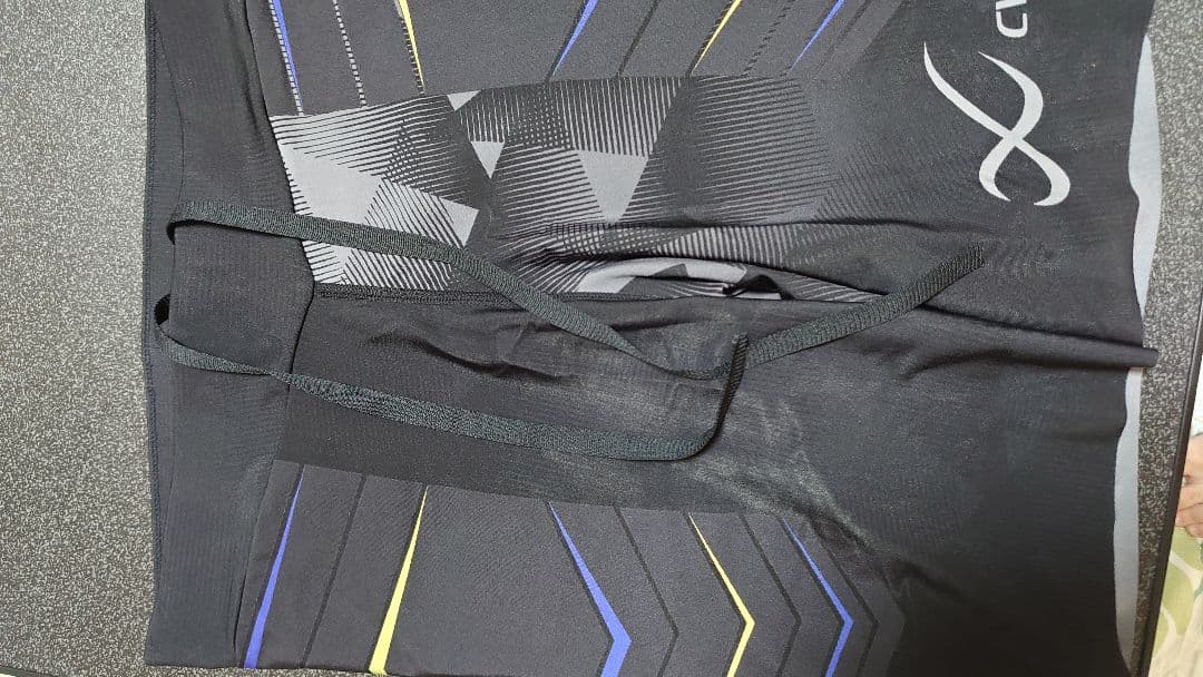 タグ付き　PUMA DRYCELL 　メンズ Mサイズ CW-Xハーフタイツ