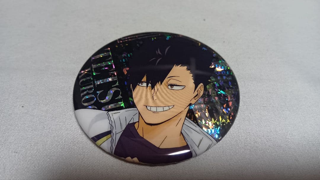 黒尾鉄朗缶バッジ - メルカリ