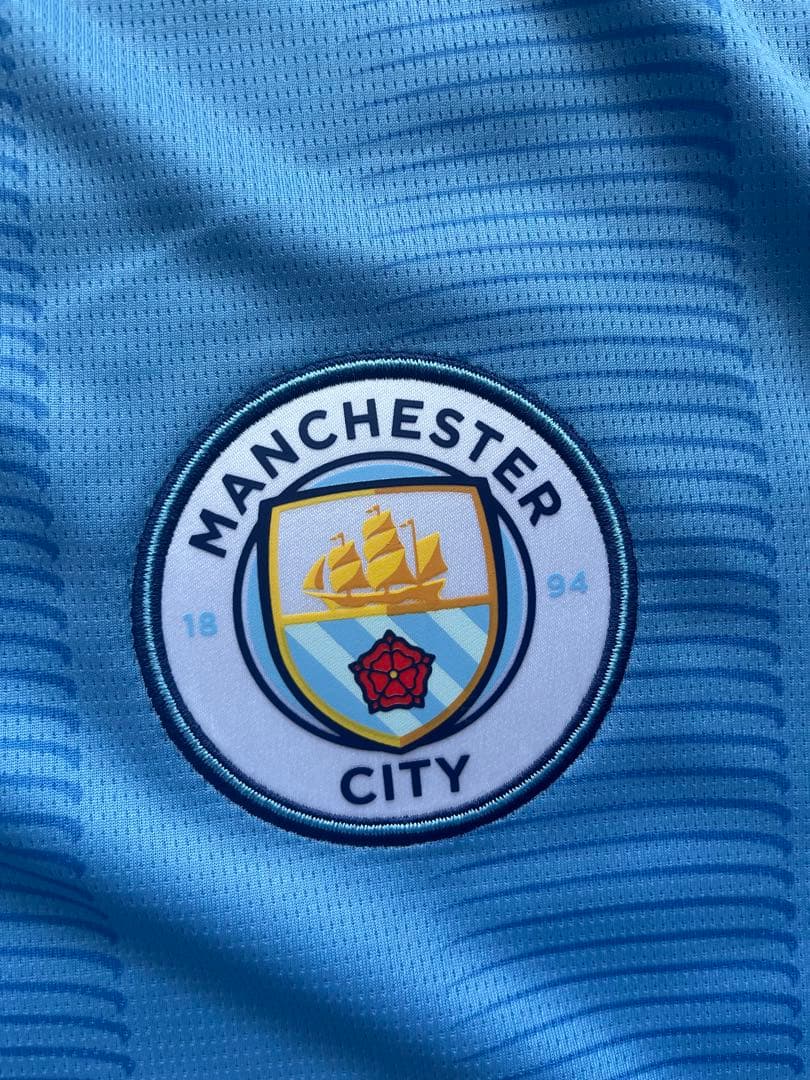 【未使用品】マンチェスターシティ 23/24ユニフォームホーム半袖レプリカ XL