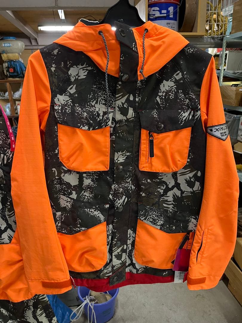 新品 スノーボード ウエア 上下 セット x-nix 蛍光 オレンジ
