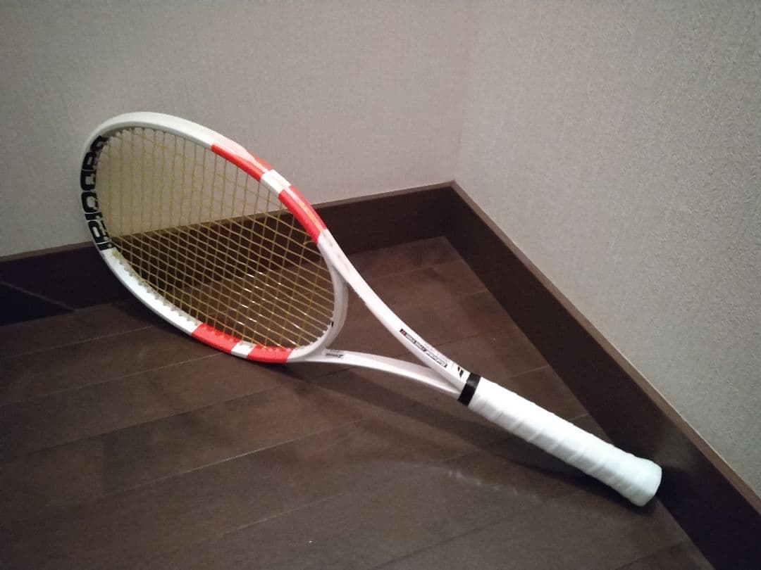 Babolat ピュアストライク97 硬式用テニスラケット 綺麗！