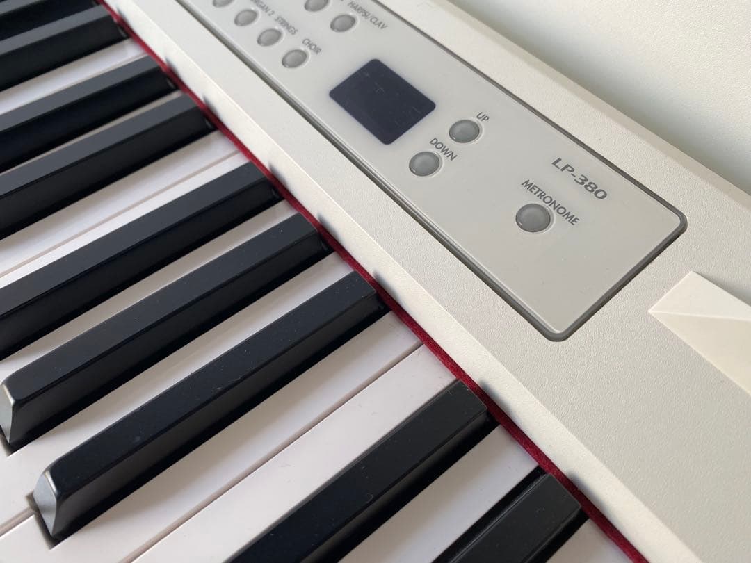 電子ピアノ KORG LP380/ LP-380 コンパクトな奥行26センチ！