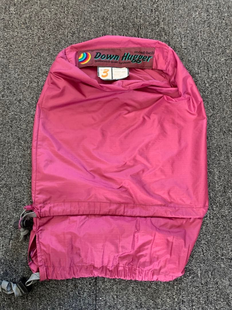 モンベル　シュラフ ダウンハガー#3 ワイン色