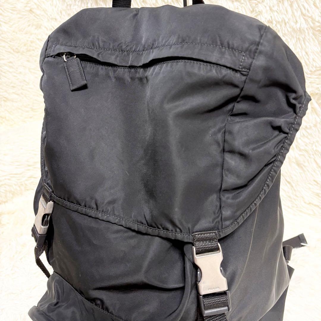 プラダ リュック　デイパック　ギャランティカード付 A4可 テスート　ブラック