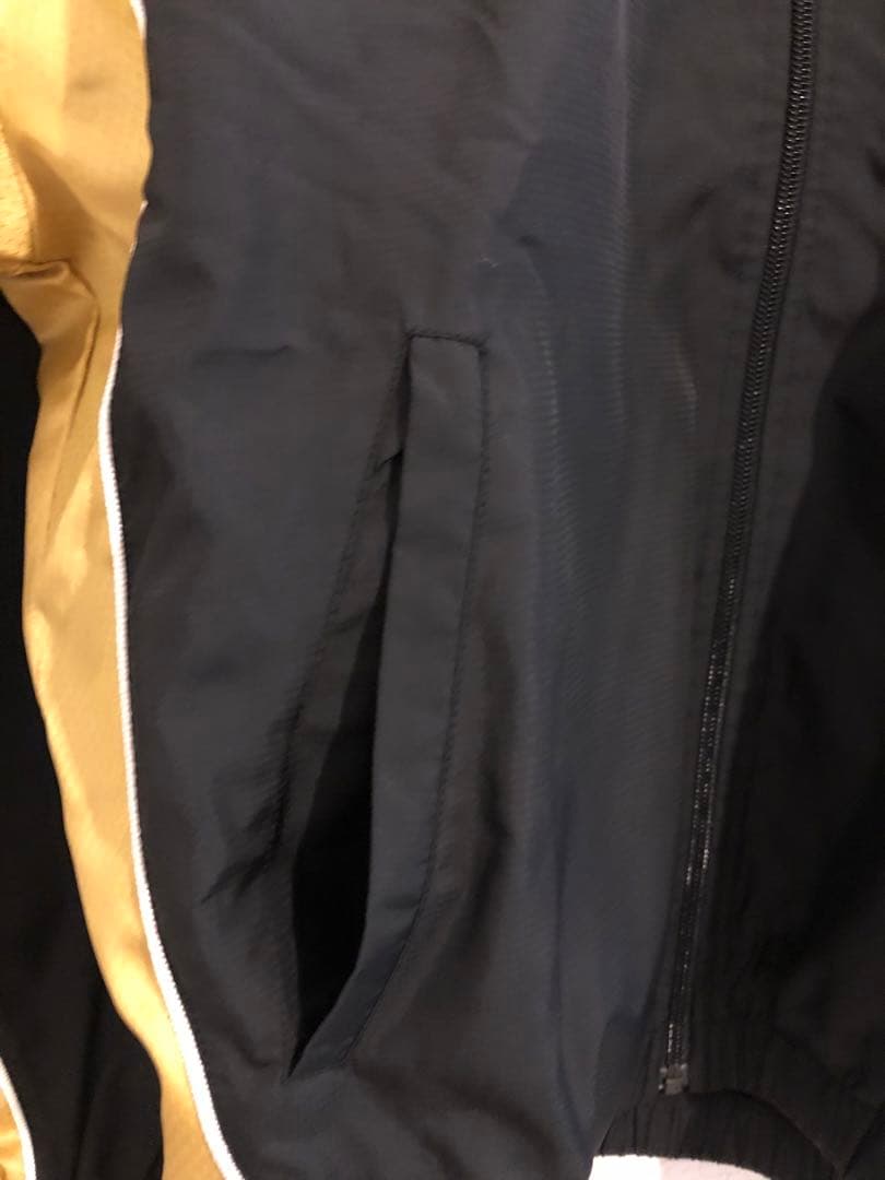 新品同様【MIZUNO PLO】ミズノ.プロ　ウィンドブレーカー.Mサイズ