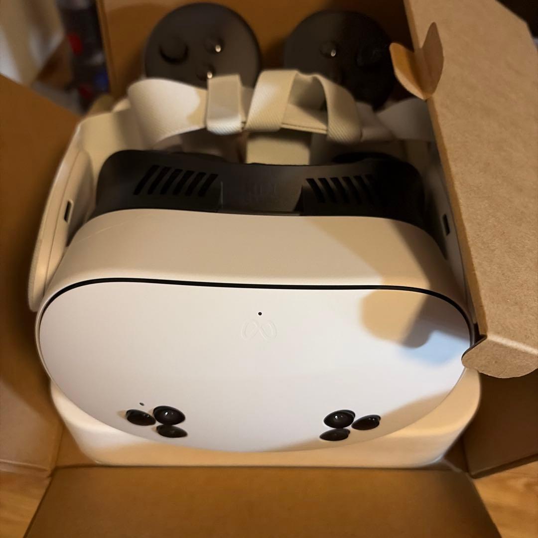 【ヘッドストラップ、フェイスカバー付き】メタクエスト3s 128gbモデル