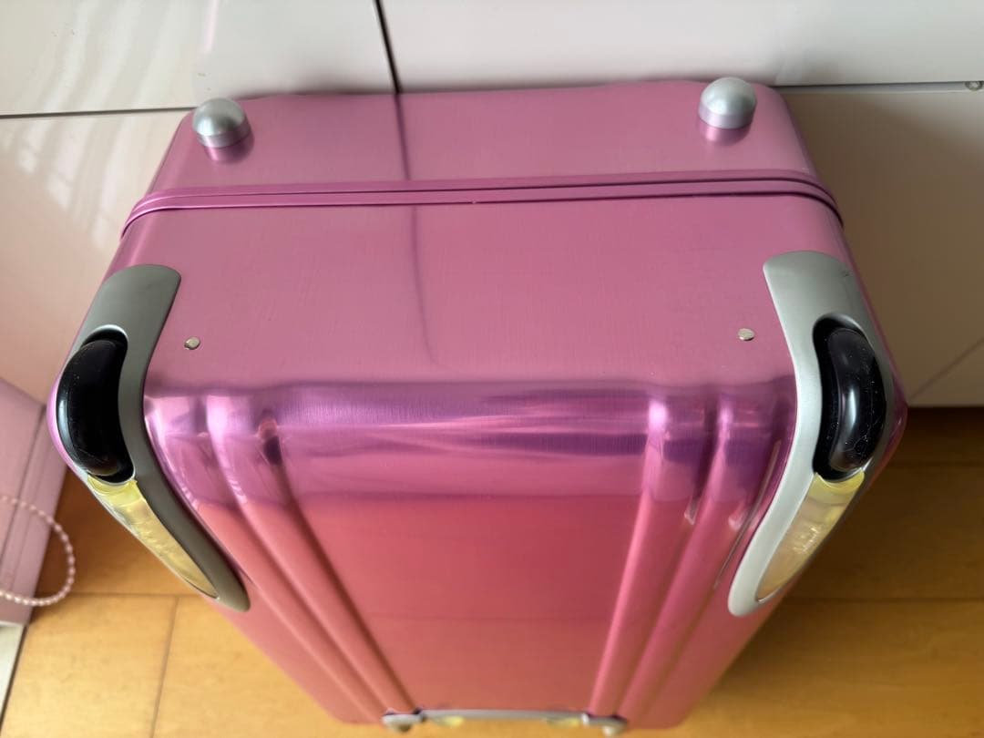 希少‼️ZERO HALLIBURTON ピンク キャリーケース　デッドストック