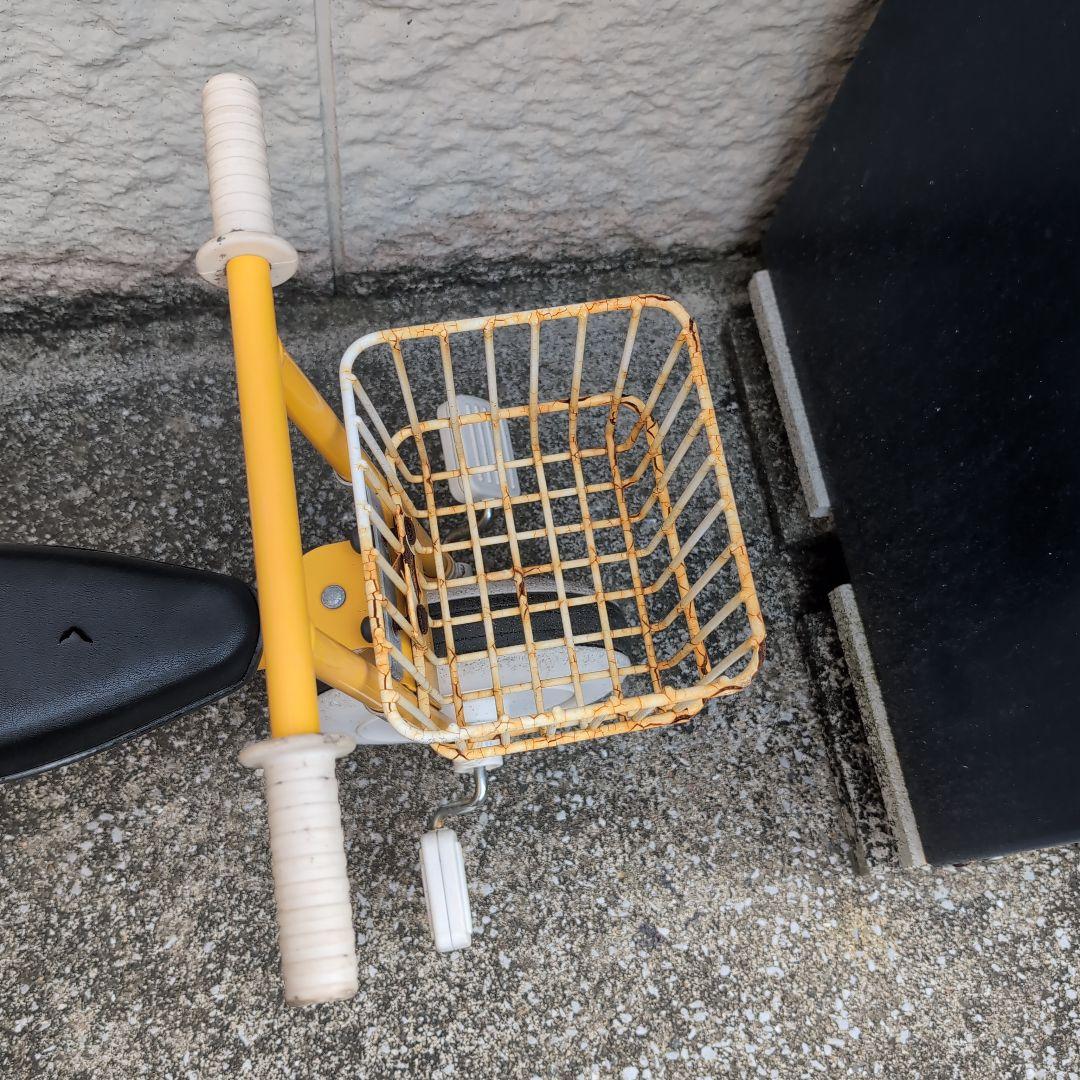 ☆値下げ☆イエロー三輪車 バスケット付き（たのめる便）