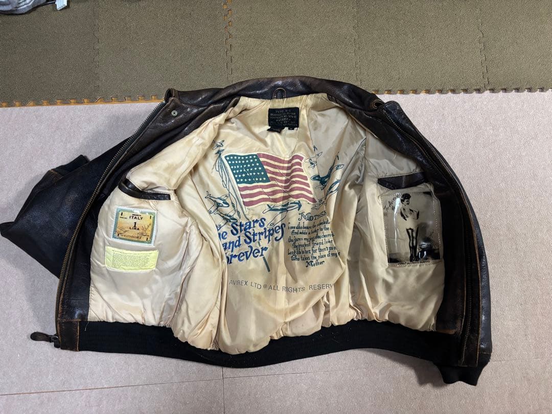 あ様AVIREXアヴィレックス A2 レザーフライトジャケット サイズ M 古着