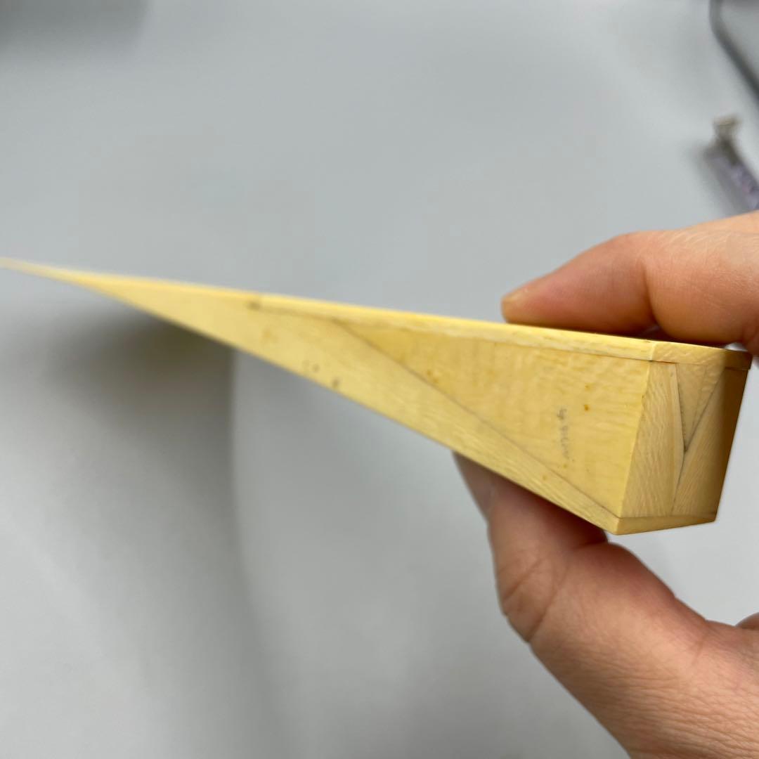 239ヴィンテージ 天然素材　三味線バチ　重さ約128g