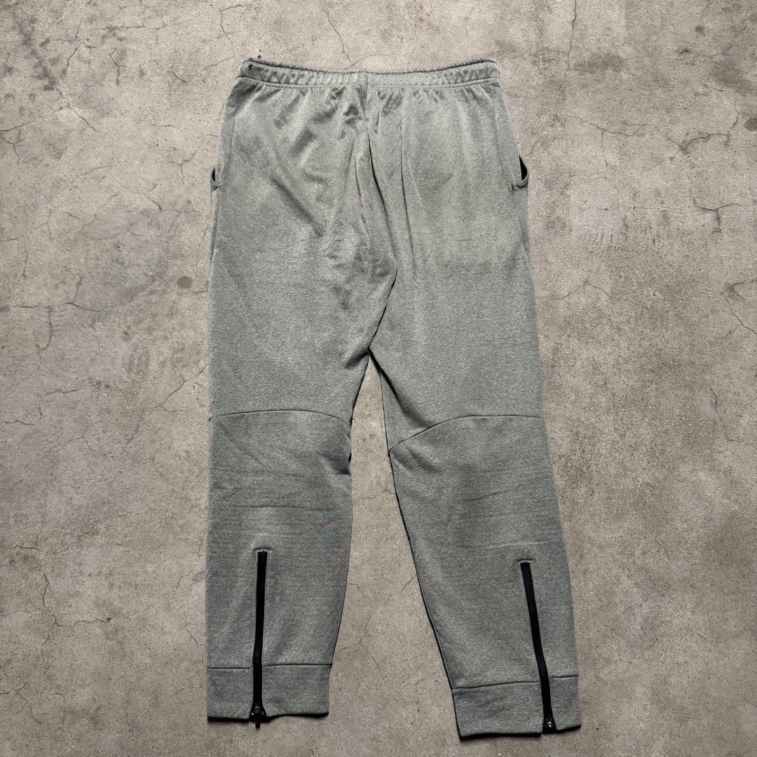 nike テックフリース　セットアップ