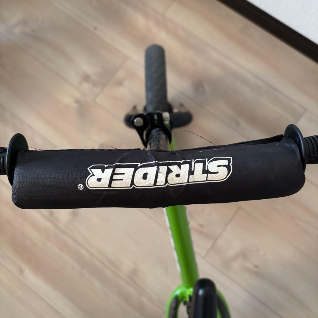 STRIDER バランスバイク 緑色　スポーツ