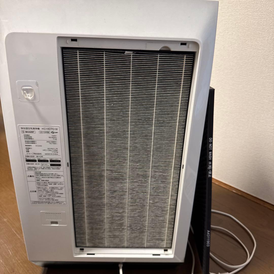 【ジャンク】SHARP 除加湿空気清浄機 KC-HD70-W 2019年製