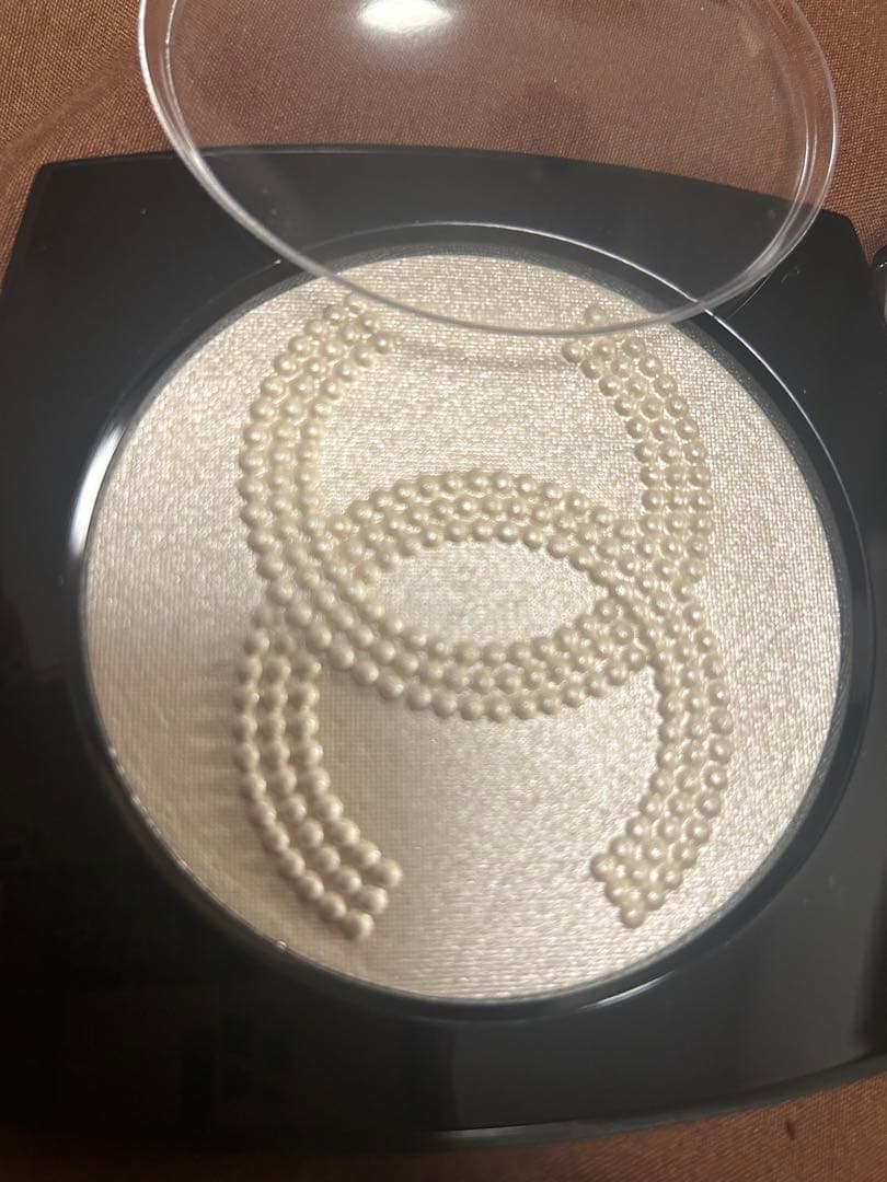 新品♡CHANEL レサンボルドゥシャネル　レベルレ　パーリーホワイト　特別限定