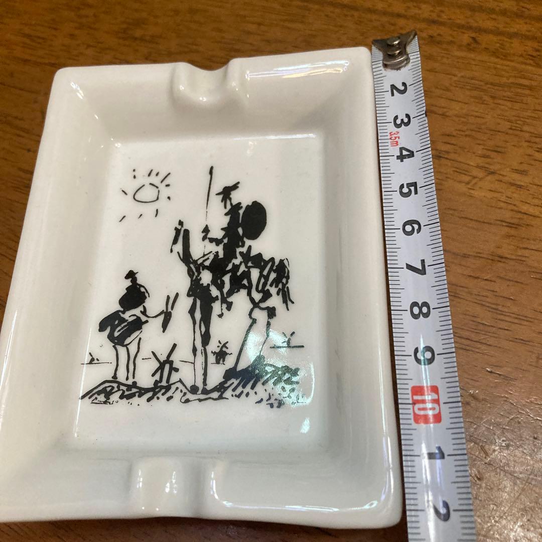 ピカソミュージアム　陶器製 灰皿 小物置ドンキホーテ　サンチョパンサ　新品未使用