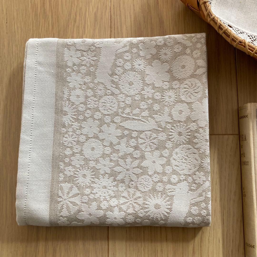 北欧ヴィンテージ　Horred/Ekelundのテーブルクロス（希少なウサギ柄）