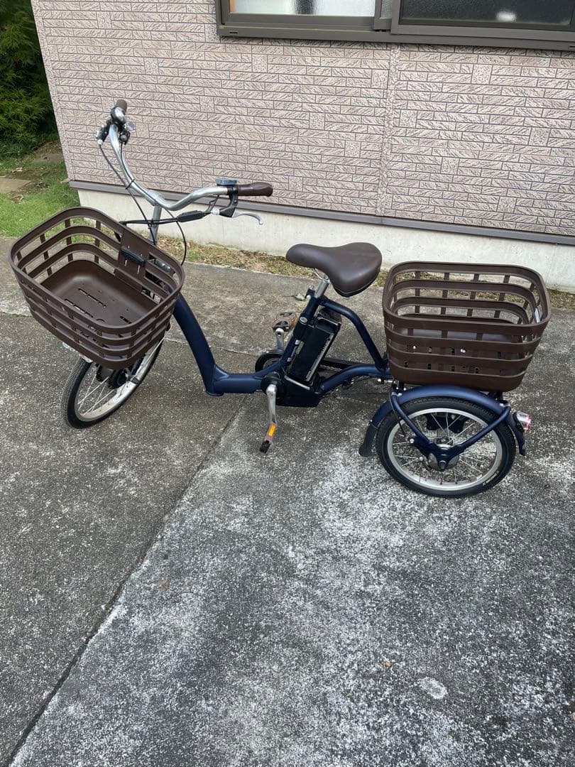 新品未使用✩ブリヂストン 電動アシスト三輪自転車ラクットワゴン サファイアブルー