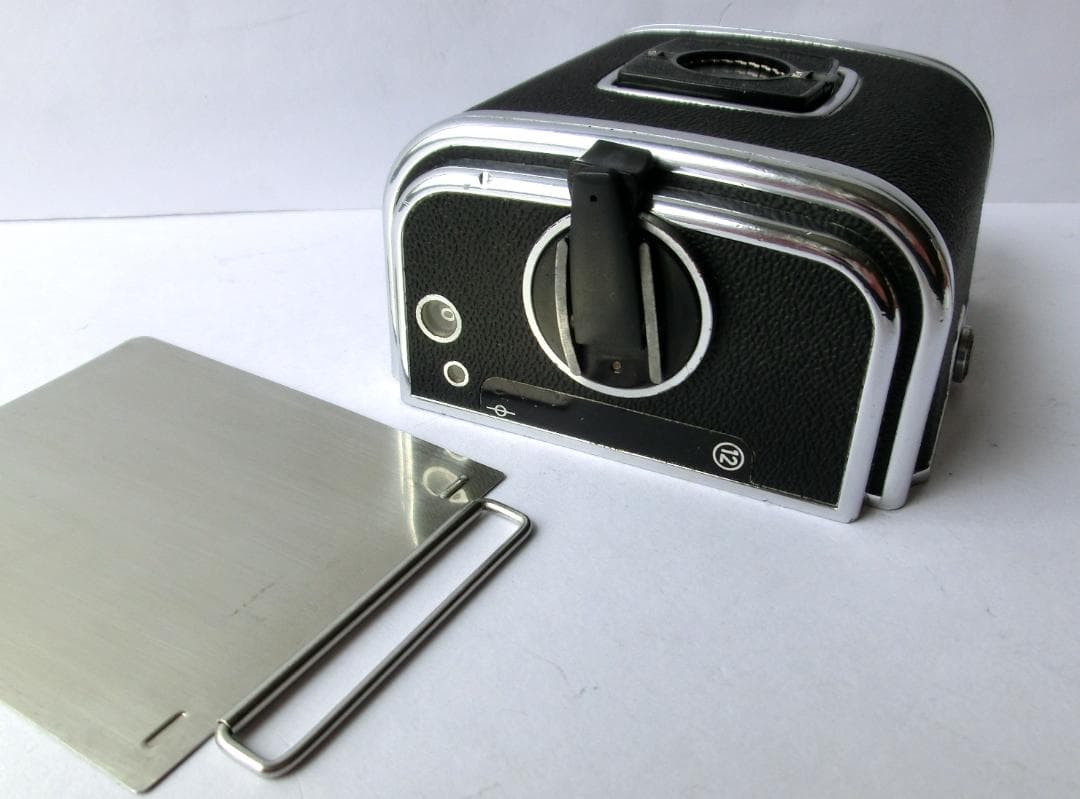 ○ HASSELBLAD A12 フイルムマガジン （シルバー） - メルカリ