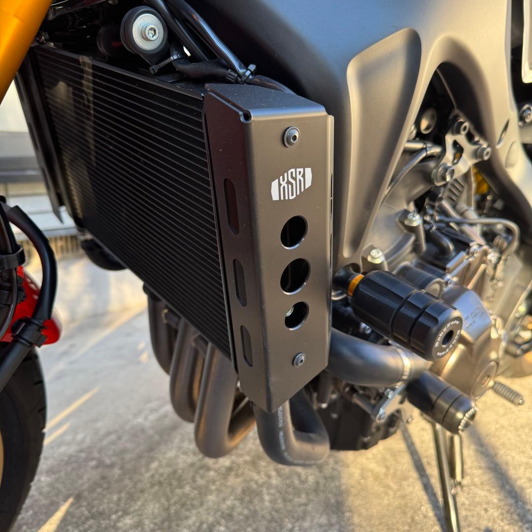 XSR900 ウインカー移設キット - メルカリ