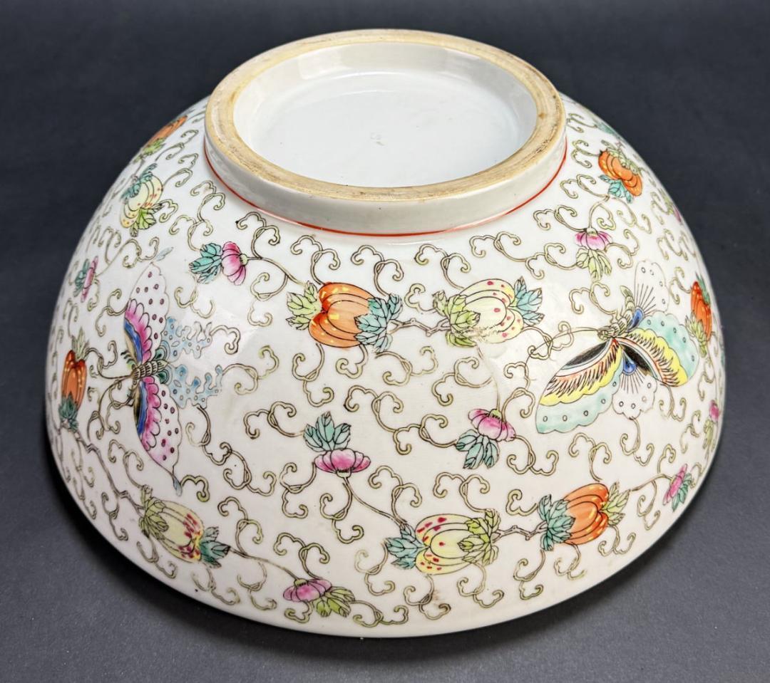 ５0、60年代特別注文輸出品 江西景徳鎮 粉彩色絵花蝶吉祥文特大碗WWTT021