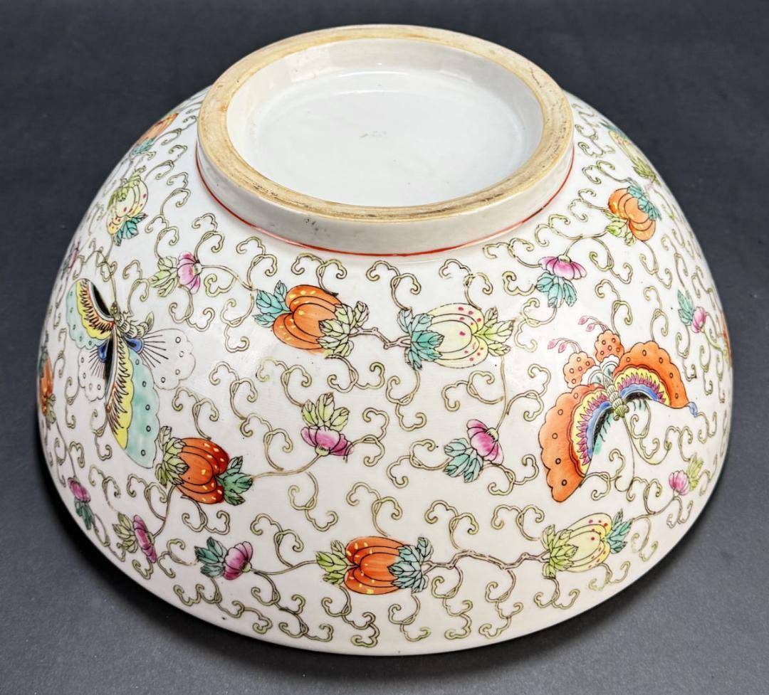 ５0、60年代特別注文輸出品 江西景徳鎮 粉彩色絵花蝶吉祥文特大碗WWTT021