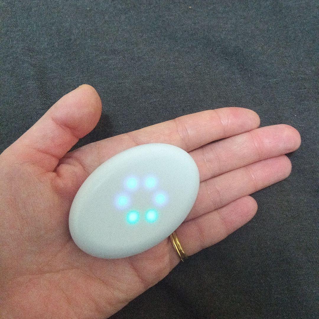 心身状態を可視化】カームストーン（マインドフルネス・ガジェット