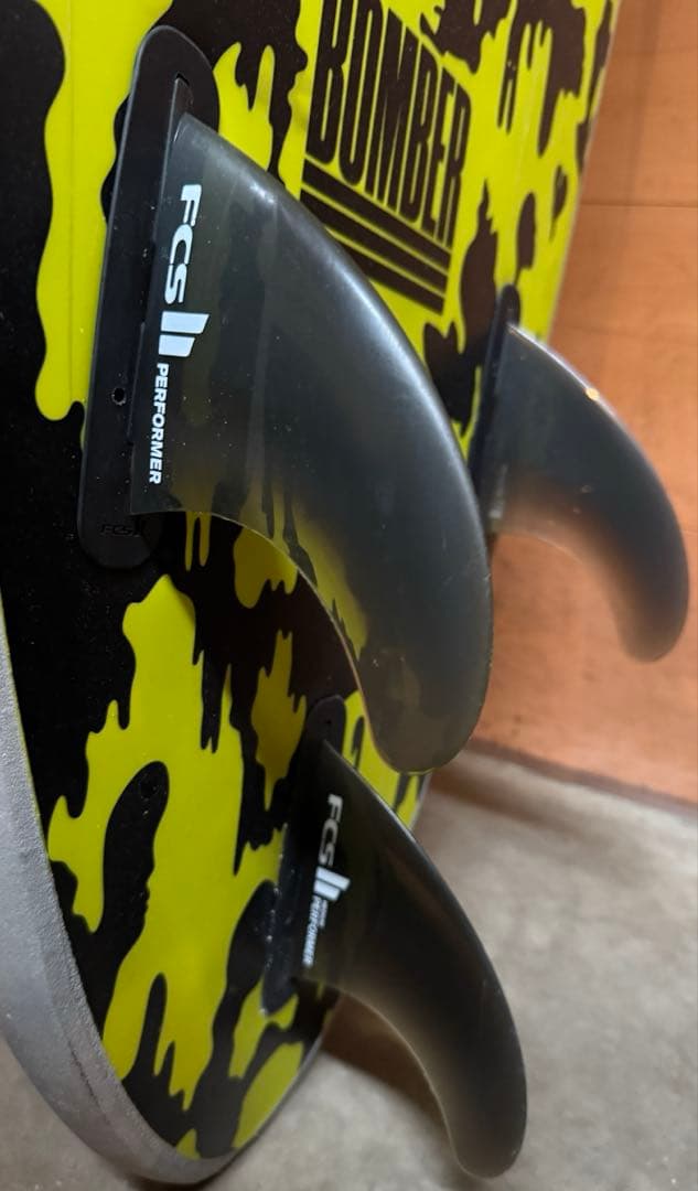 送料込　Softech Bomber5.10 ファンボード ソフトケース付き