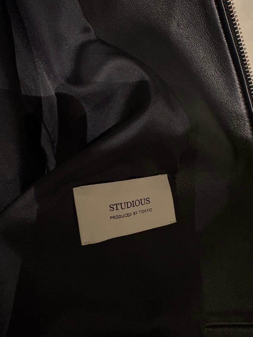 【サイズ３・STUDIOUSブラック レザー シングルライダースジャケット】