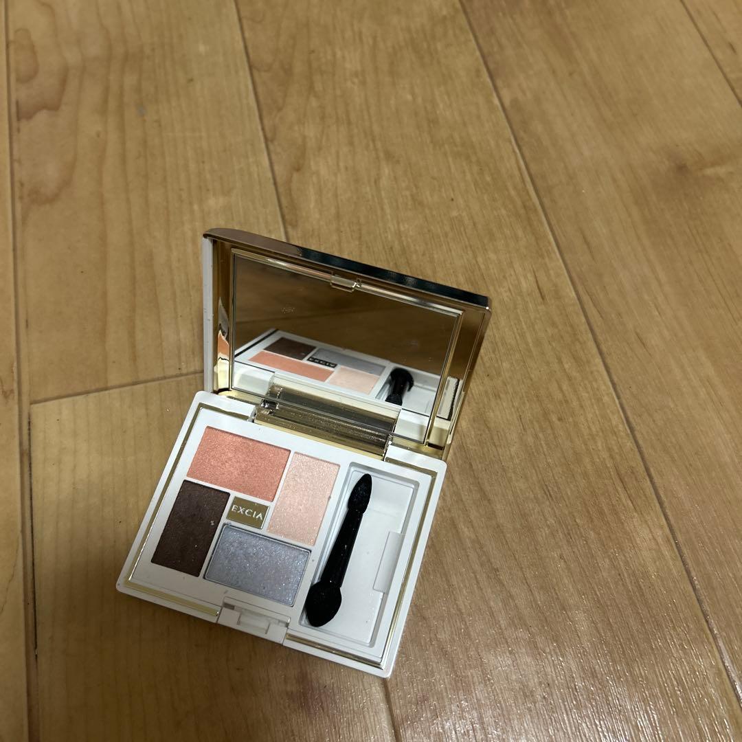 美品】アルビオンEXCIA アイカラーヴォロンテ101クリスマスコフレ