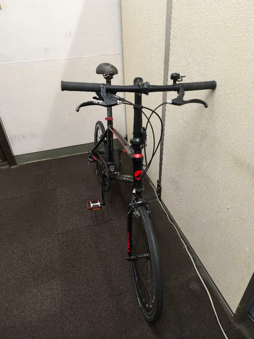 GIANT IDIOM Mサイズ 20インチ ブラック/レッド