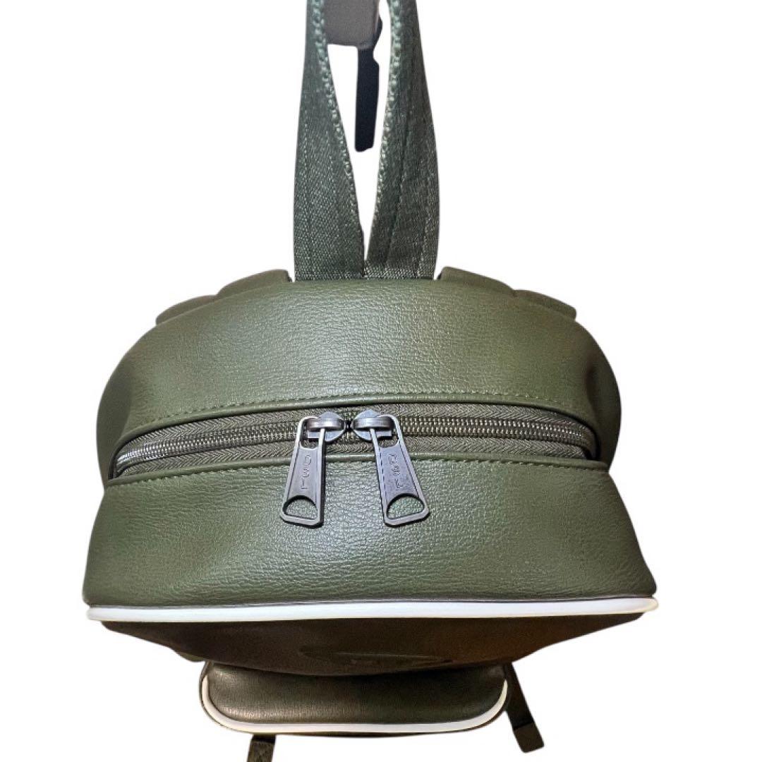 【未使用品】DIESEL オリーブグリーン バックパック　リュック　ユニセックス