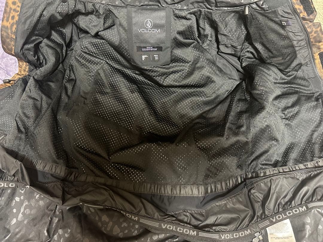 VOLCOM ボルコム　 スノーボード ジャケット レディース