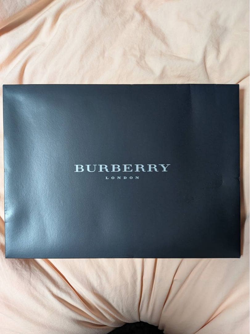 BURBERRY ひざ掛け【未使用】バーバリー　ウールひざ掛け