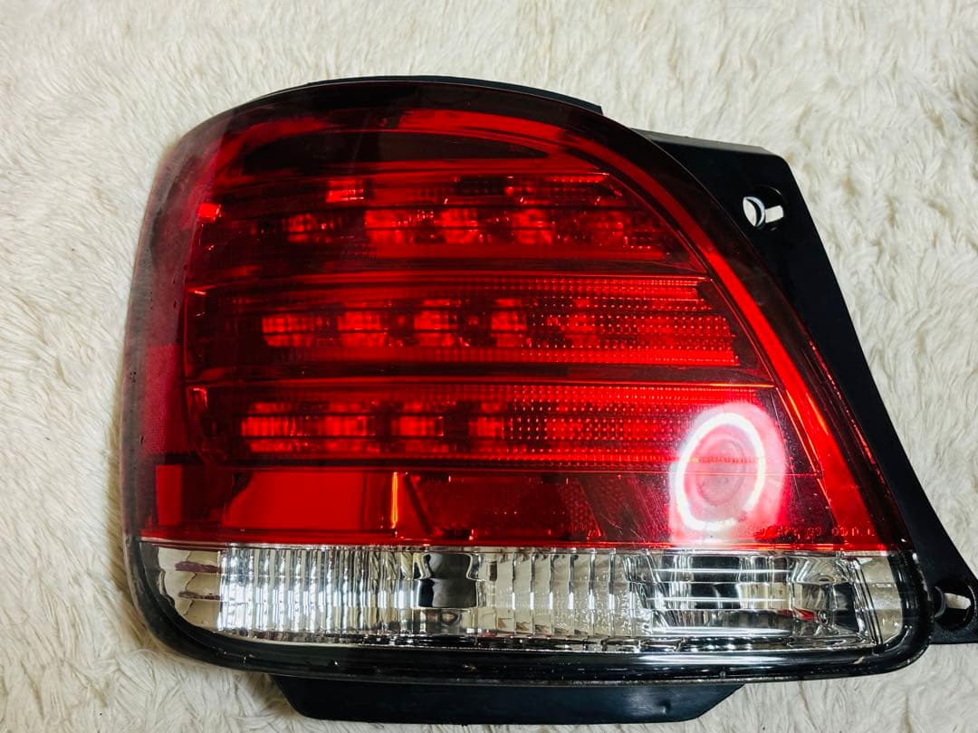 16アリスト　社外テールランプ LED