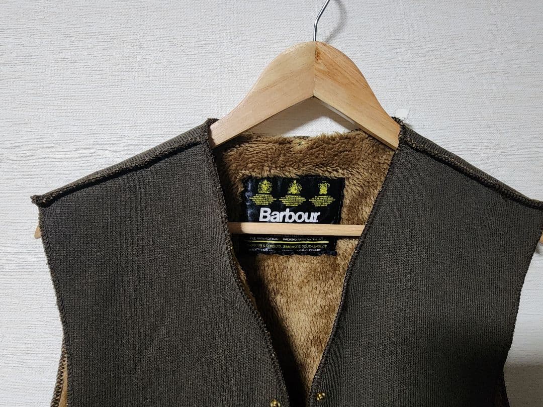 バブアーファーライナー　A295 40　①