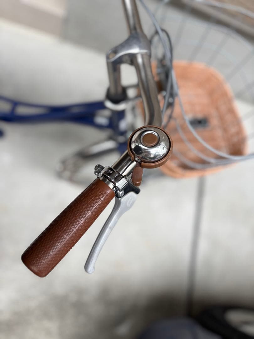 子供用自転車 ネイビー 前カゴ付き【引き取り限定　大阪北摂】